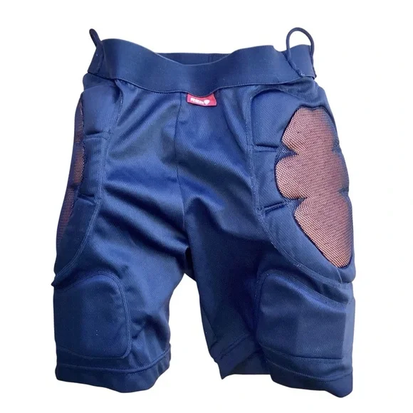 Burton RED Padded Shorts Sports - Youth Small 2010 - Picture 2 of 15